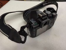 Olympus E-510 10MP Auto Focus Digital SLR with 14-42mm Zoom Lens