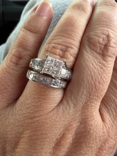 BEAUTIFUL  NATURAL DIAMOND WOMENS WEDDING RING SET