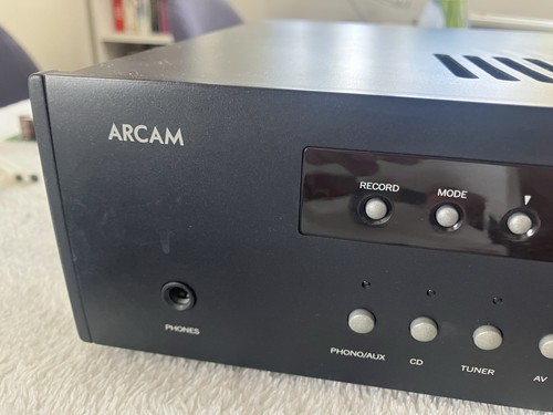 Arcam A85 Stereo Amplifier (Black) - Picture 4 of 10