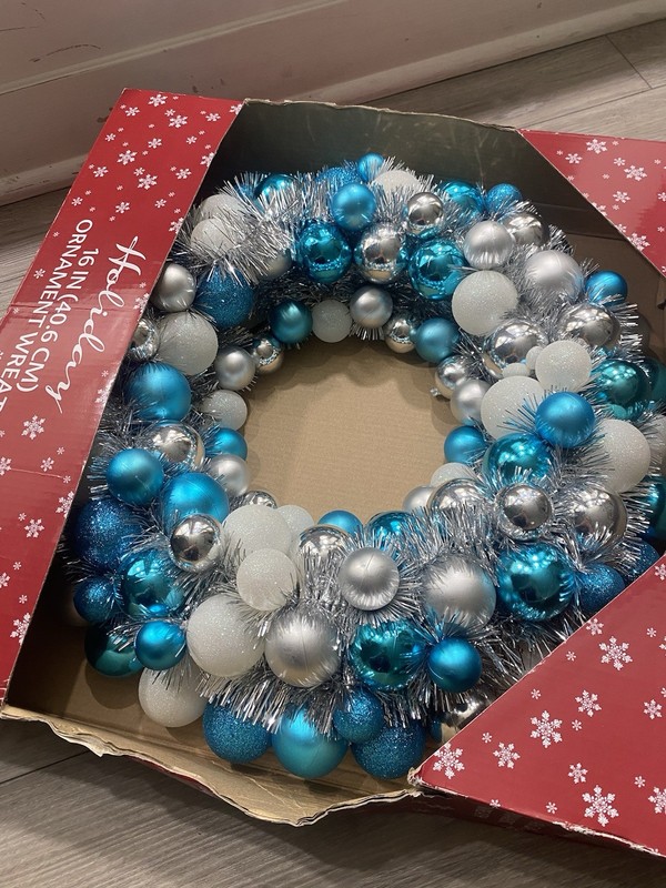 Huntington Home Holiday Ornament Wreath 16 in Blue Silver White Christmas Decor