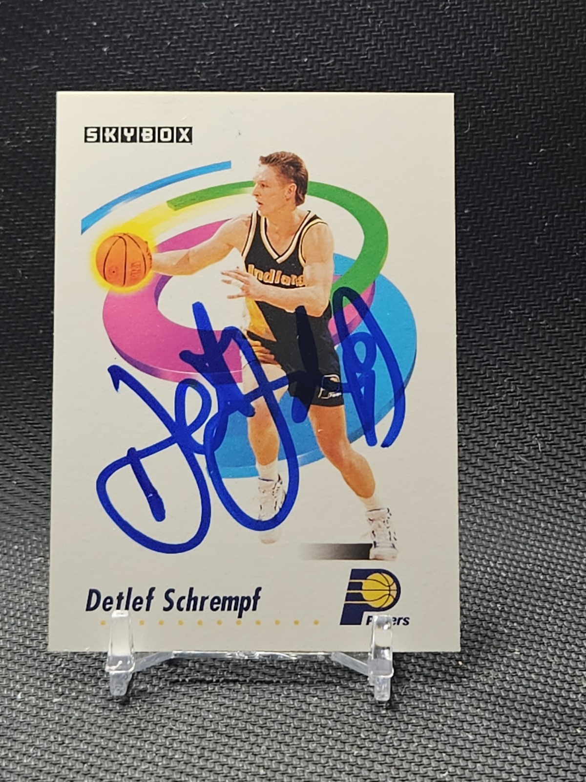 1991-92 Skybox - Detlef Schrempf #117 (On Card Auto)