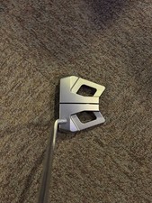 USED RIGHT HAND TITLEIST SCOTTY CAMERON PHANTOM PUTTER 9R 34" LENGTH
