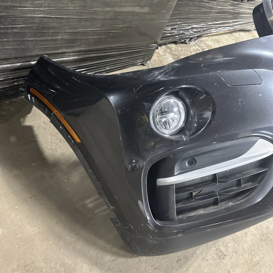 BMW X6 2015 cubierta de parachoques delantero OEM Foto 2 de 4