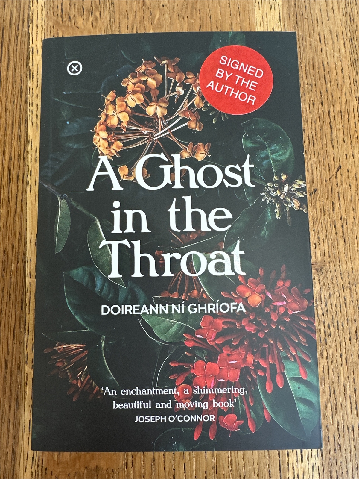A Ghost In The Throat by Doireann Ni Ghriofa 2020 SIGNED UK 1st/1st PBO Tramp