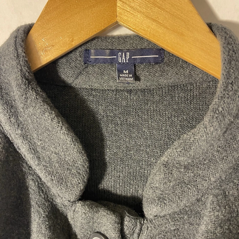 Chaqueta Poncho con Capa Gris Gap Talla M Mujer Cinturón Volantes Cuello Lados Abiertos Foto 2 de 4