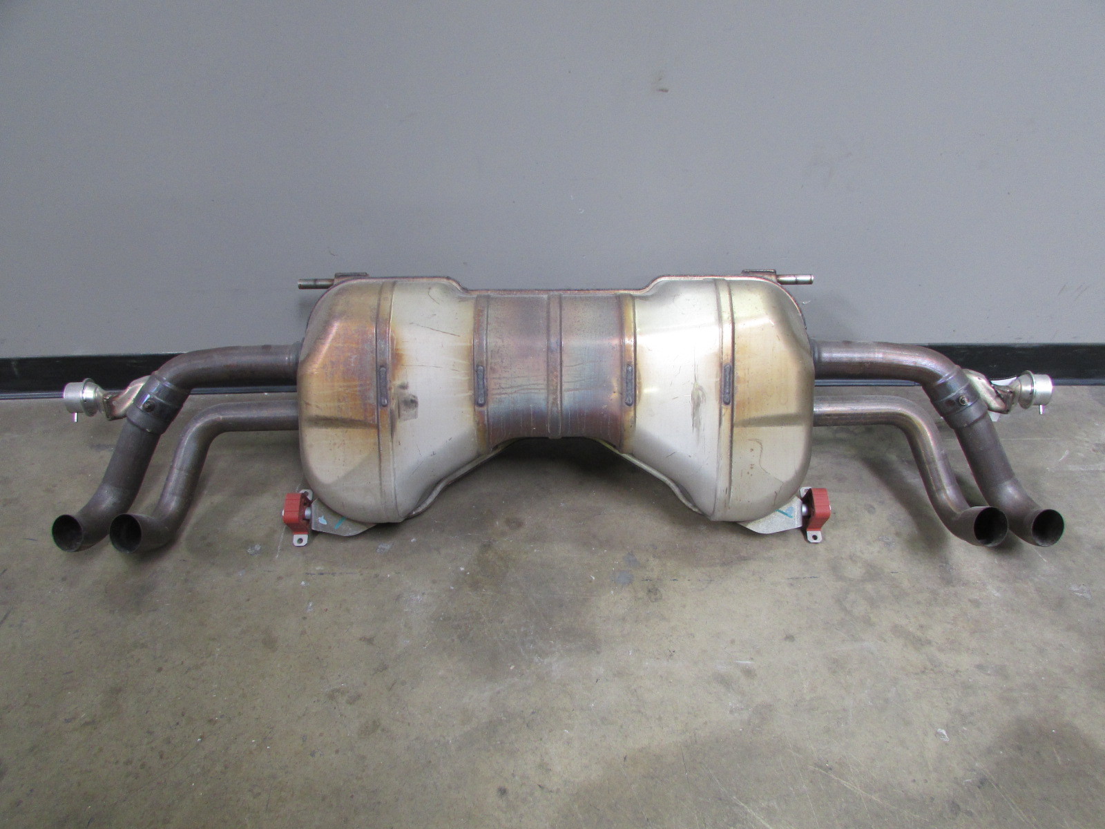 Lamborghini Huracan, Muffler, Used, P/N 4T0251051A