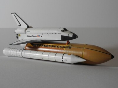 DOYUSHA 288-SS Space Shuttle Orbiter & Raketenbooster Plastikbausatz im Maßstab 1:288 T48p
