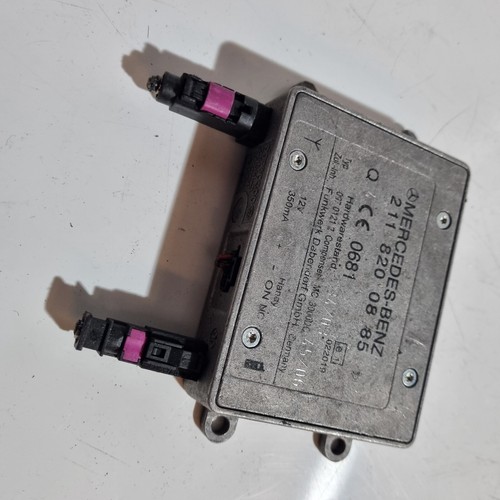 BE6* Mercedes-benz C-klasse 203 Antennenverstärker Verstärker Antenne 2118200885
