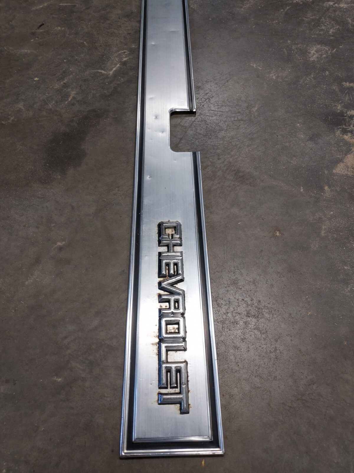 OEM 19811987 Chevy GMC C10 Truck Pickup Tailgate Trim Molding Panel