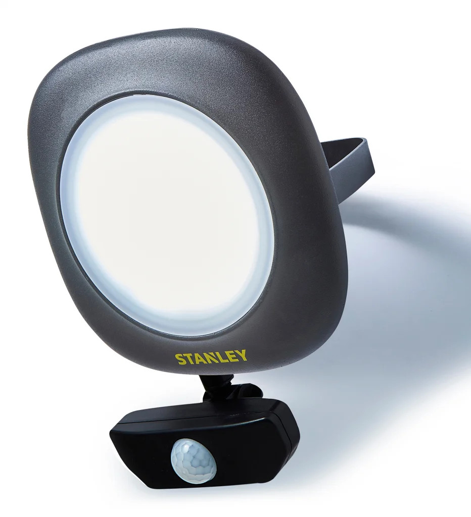 Outdoor Light Black Diecast 30w LED Flood IP65 2100lm 6500K PIR Stanley