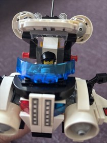 LEGO Set 5971 Space Police Gold Heist with 2 minifigures And Ship