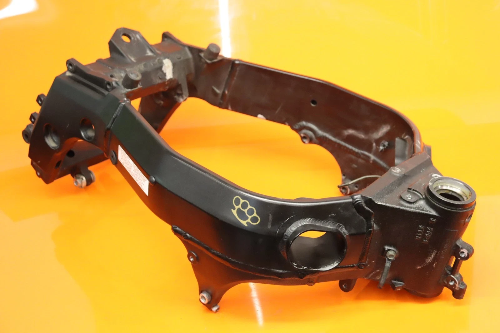 2004-2005 SUZUKI GSXR 600 OEM STRAIGHT FRAME CHASSIS RACE/STUNT ONLY