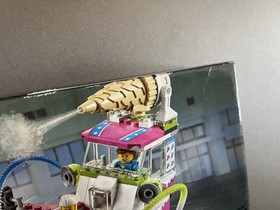 LEGO The LEGO Movie: Ice Cream Machine (70804) - 2 builds-in 1 - NEW