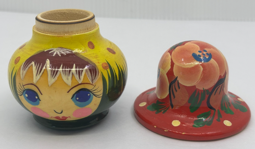 Kleine Schmuckschatulle in Personenform aus Holz mit Deckel handbemalt russisch? 4,25 zoll ht - Bild 7 von 16
