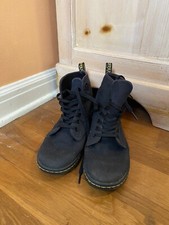 Doc Dr Martens Shoreditch Black Canvas Boots Women s Size 8 Lace Up Worn Once