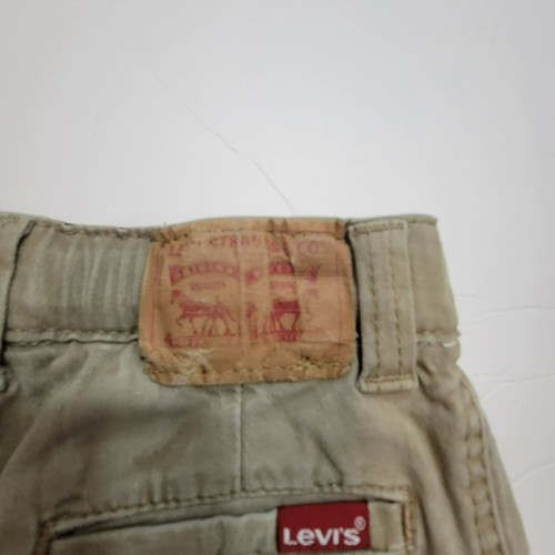 Levis Cargo Shorts, Boys 7 Reg, Khaki Flat Front, Pockets, Adj Waist, EUC - Picture 4 of 11