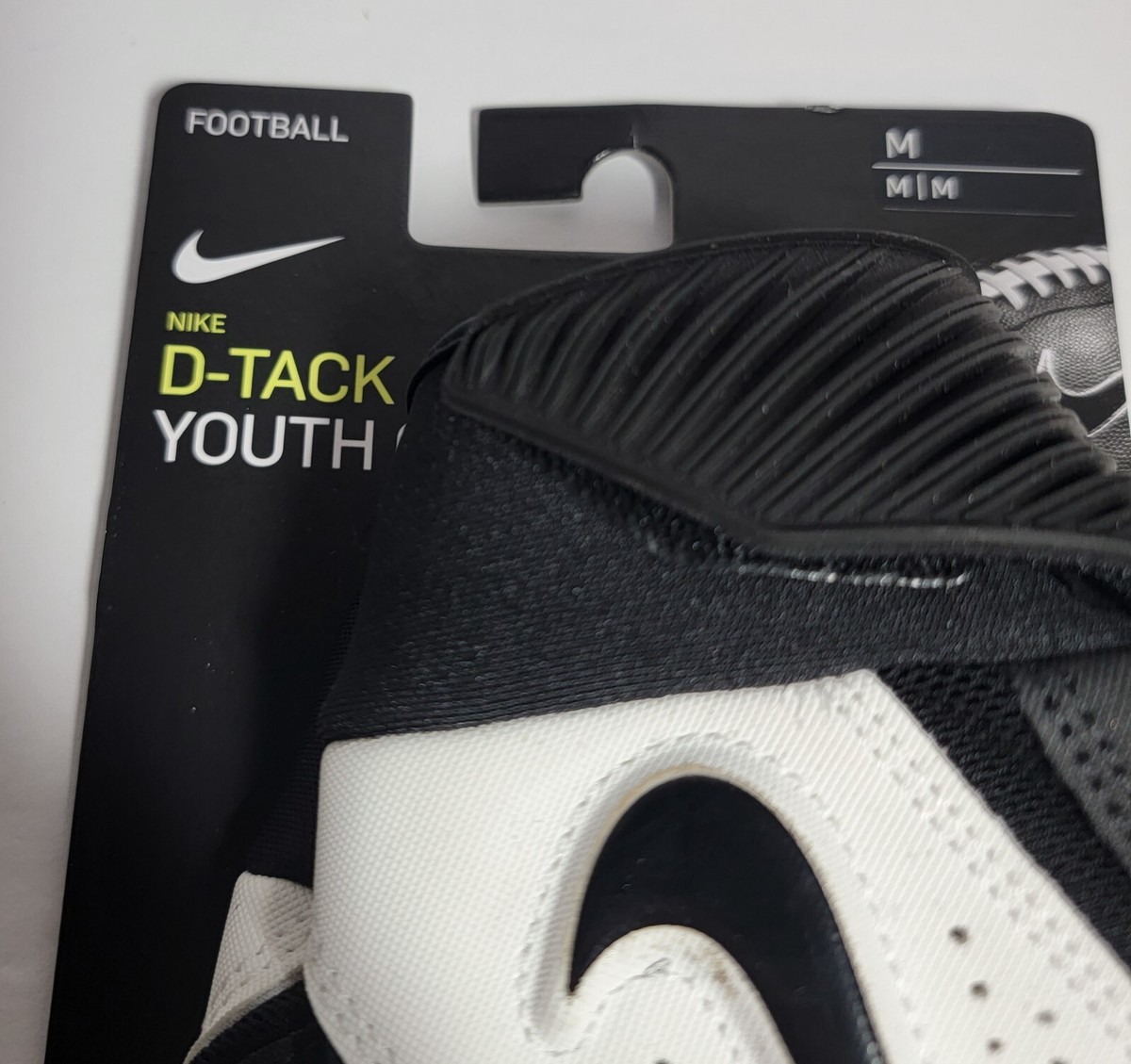 Nike D-TACK 6.0 Youth Medium Lineman Gel Padded Football