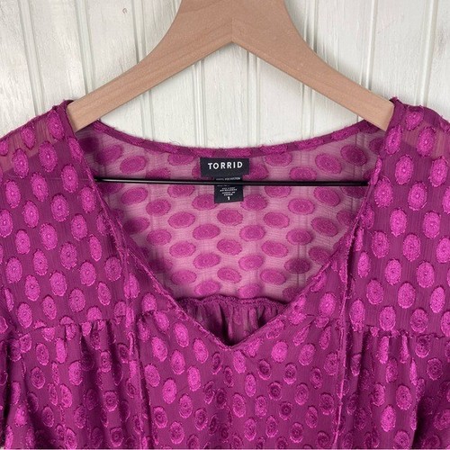 Torrid Berry Sheer Swiss Dot Stitch Flutter Sleeve Chiffon Top Plus Size 1X - Picture 3 of 7