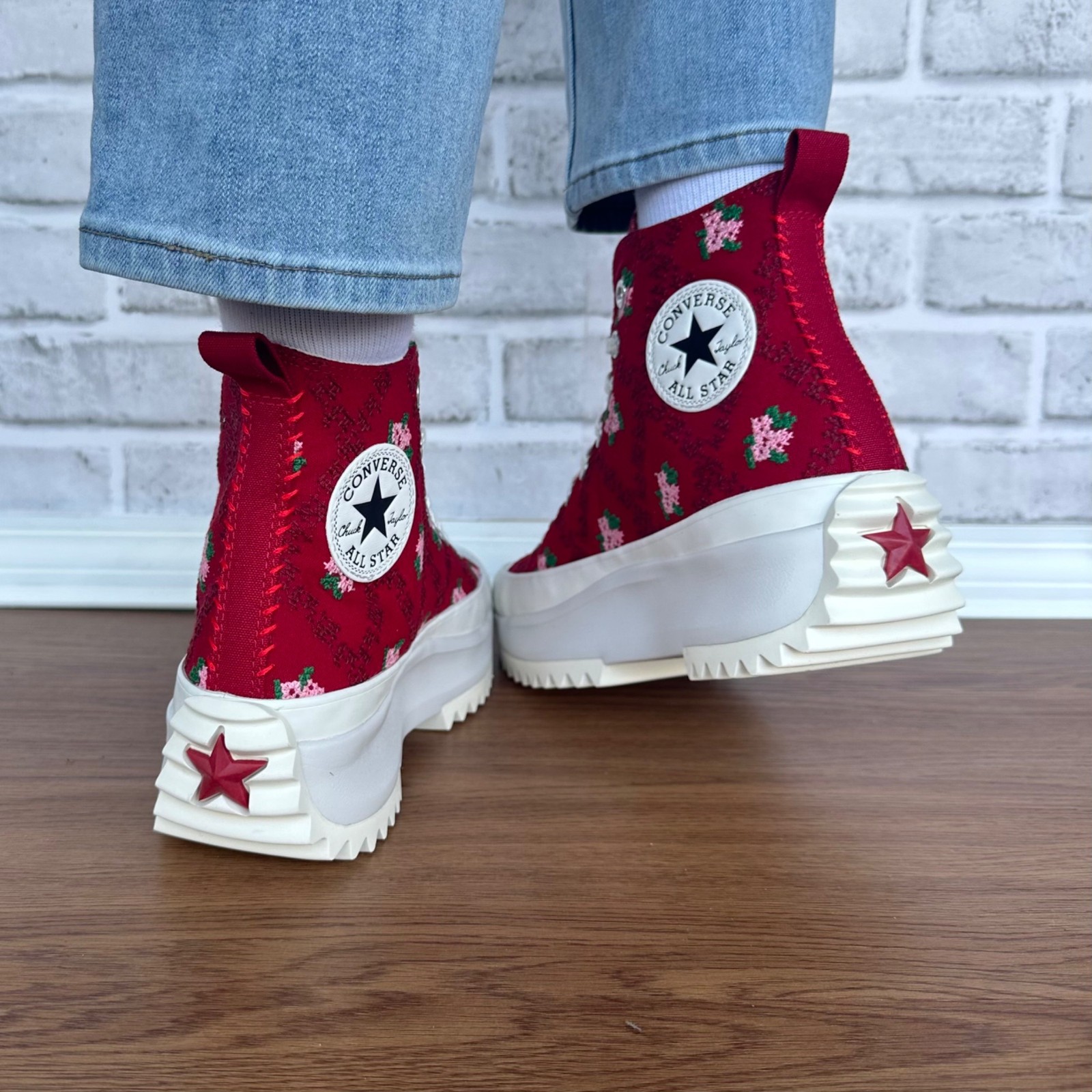 ❤️CONVERSE Run Star Hike Hi Platform Rose Cross Stitch 7.5 Women Sneaker A14885C thumbnail 5