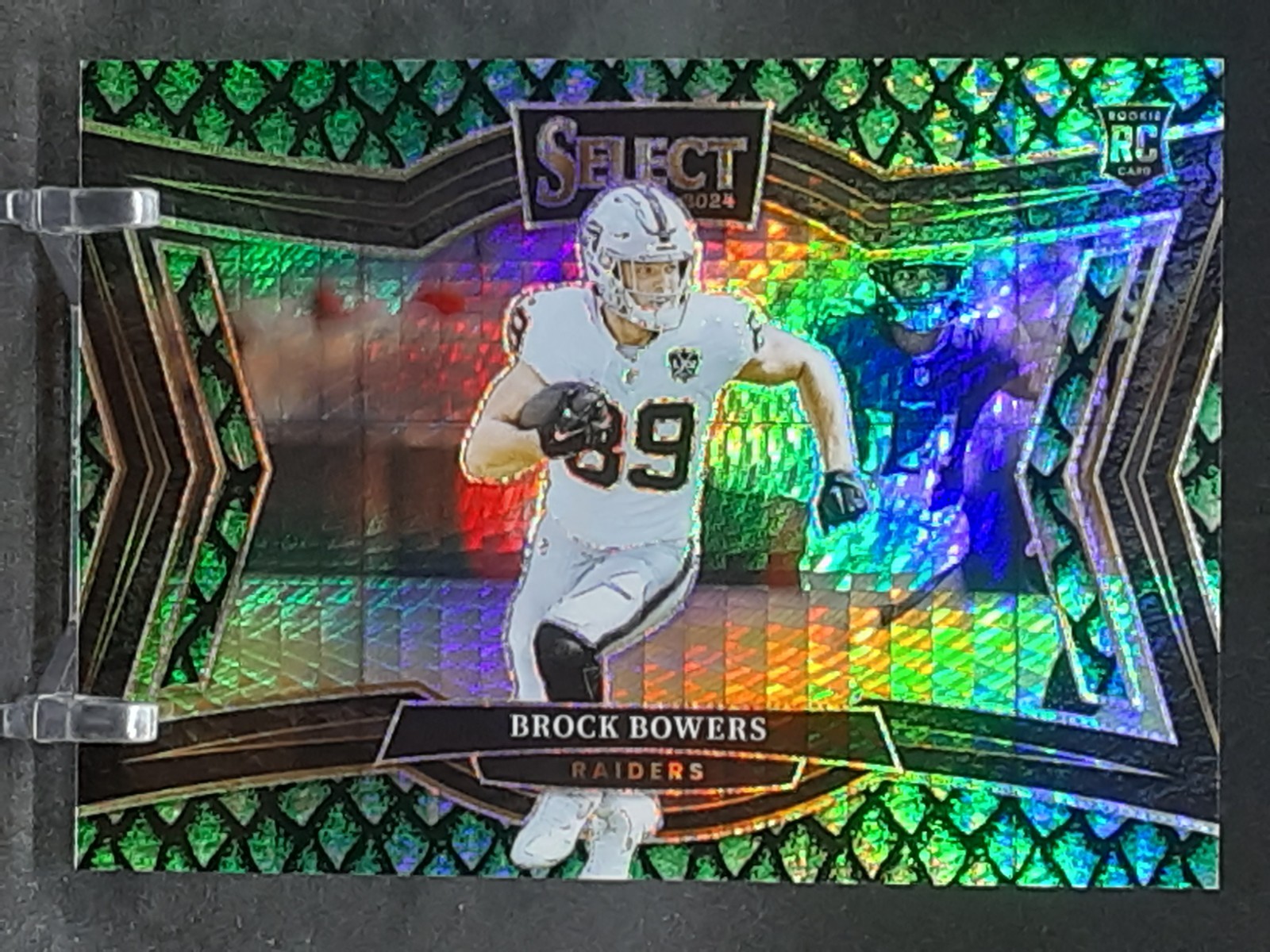 BROCK BOWERS 2024 SELECT FIELD LEVEL DRAGON SCALE PRIZM RC #62/70 RAIDERS QQ