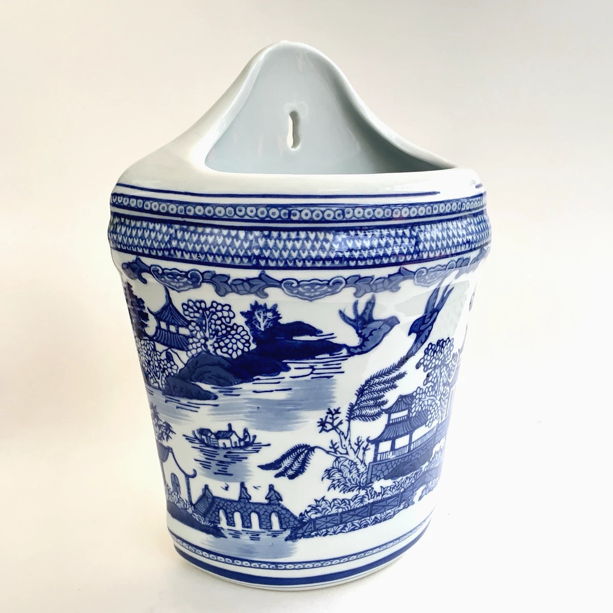 Vintage Chinoiserie Porcelain Wall Pocket Vase Planter Blue White Asian Design