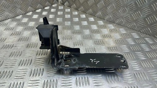 BMW 3 E90 Kühlerhalter 51647117811 2.00 Diesel 2011 31828805