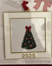 2025 CHRISTMAS TREE ORNAMENT PHOTO PICTURE FRAME ENAMEL WHITE & GOLD SQUARE 2.5"