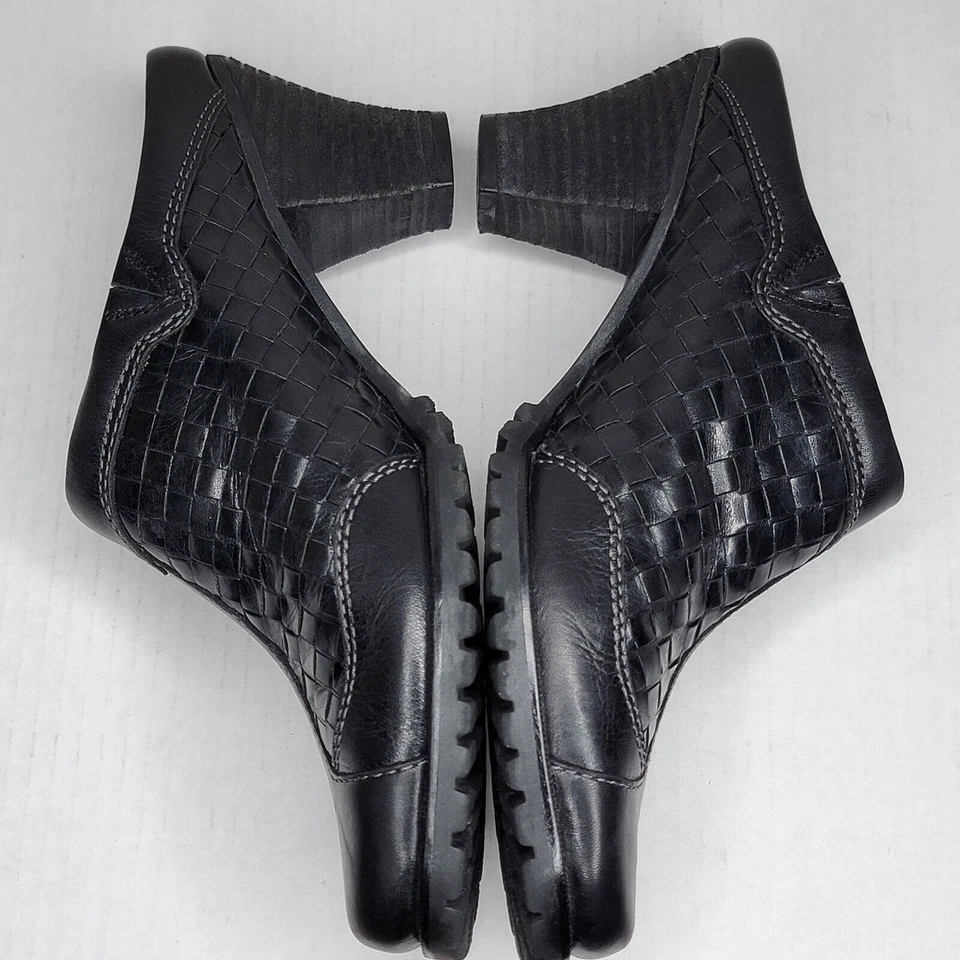 Soft Walk Woven Black Leather Mule 9N Low Heel Rubber Sole Comfort Boho Office - Image 4 of 4