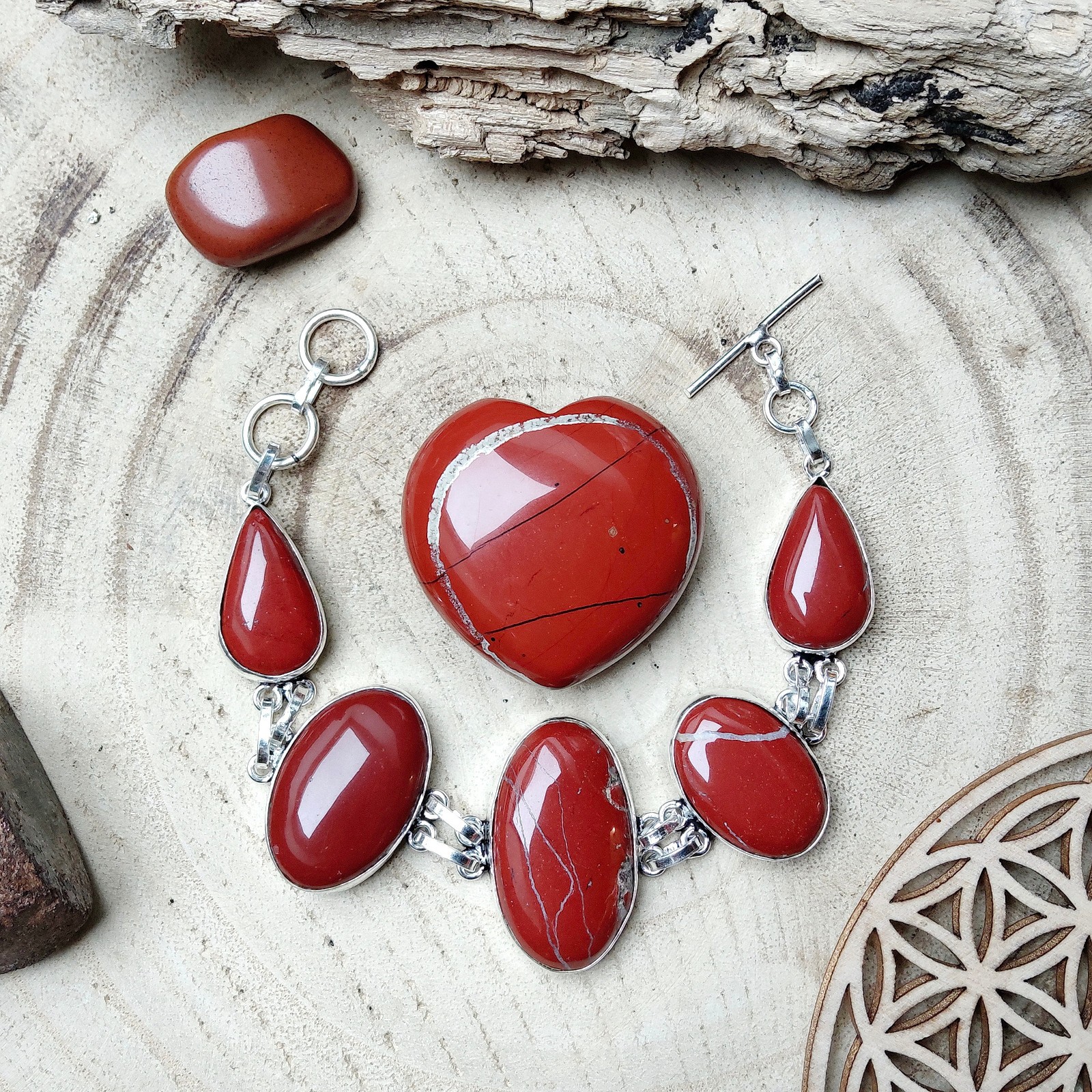 Bracelet en argent et jaspe rouge artisanal style bohème chic d'exception
