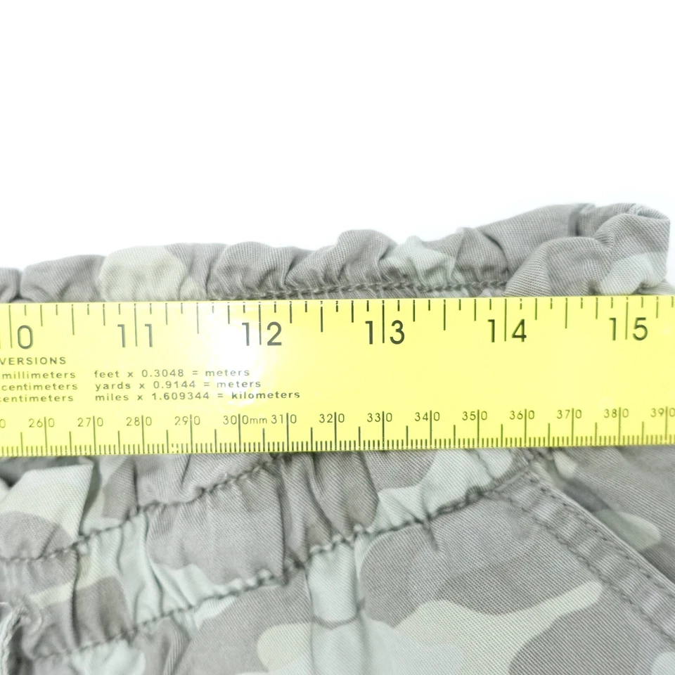 Pantalones Cortos American Eagle Outfitters Para Mujer Grandes Verde Camuflaje Cintura Elástica Foto 2 de 4