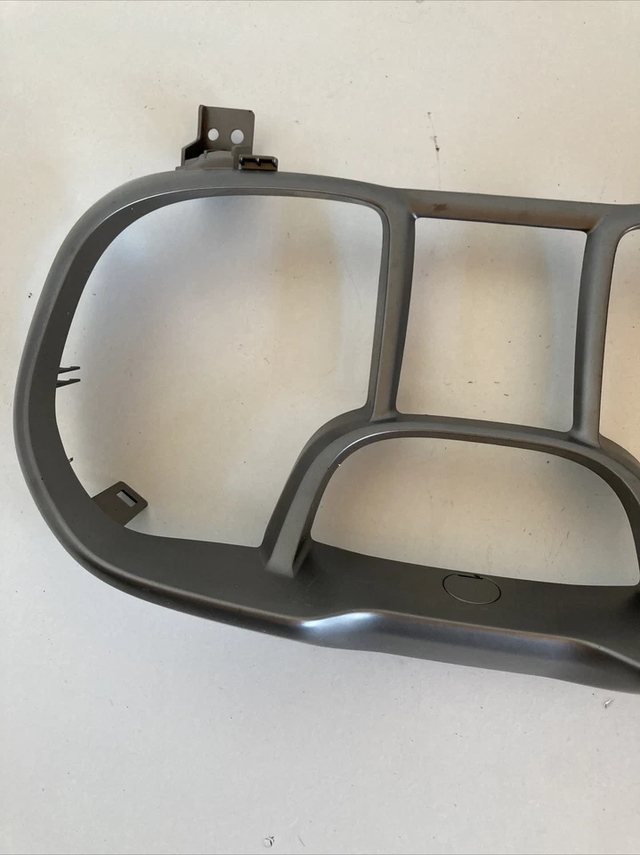 Chevrolet Orlando Speedometer Surround Trim Genuine 2011 - Image 2 of 4