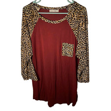 Sunshine & Rodeos Women's Top Red Brown Animal Print Round Neck Size 3XL