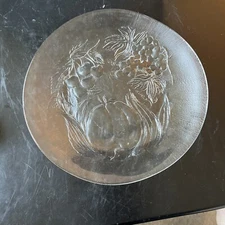 VTG DURALEX FRANCE Crystal PLATE Embossed Fruit 7.75” Clear Glass MCM