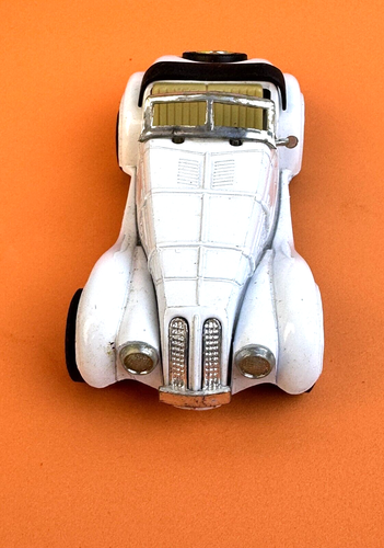 Vintage Metal Die Cast 1938 BMW Roadster - Picture 3 of 9