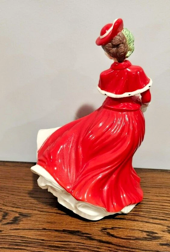 Royal Doulton Bone China Figurine Christmas Celebration - Pretty Ladies - HN4721 - Image 3 of 4