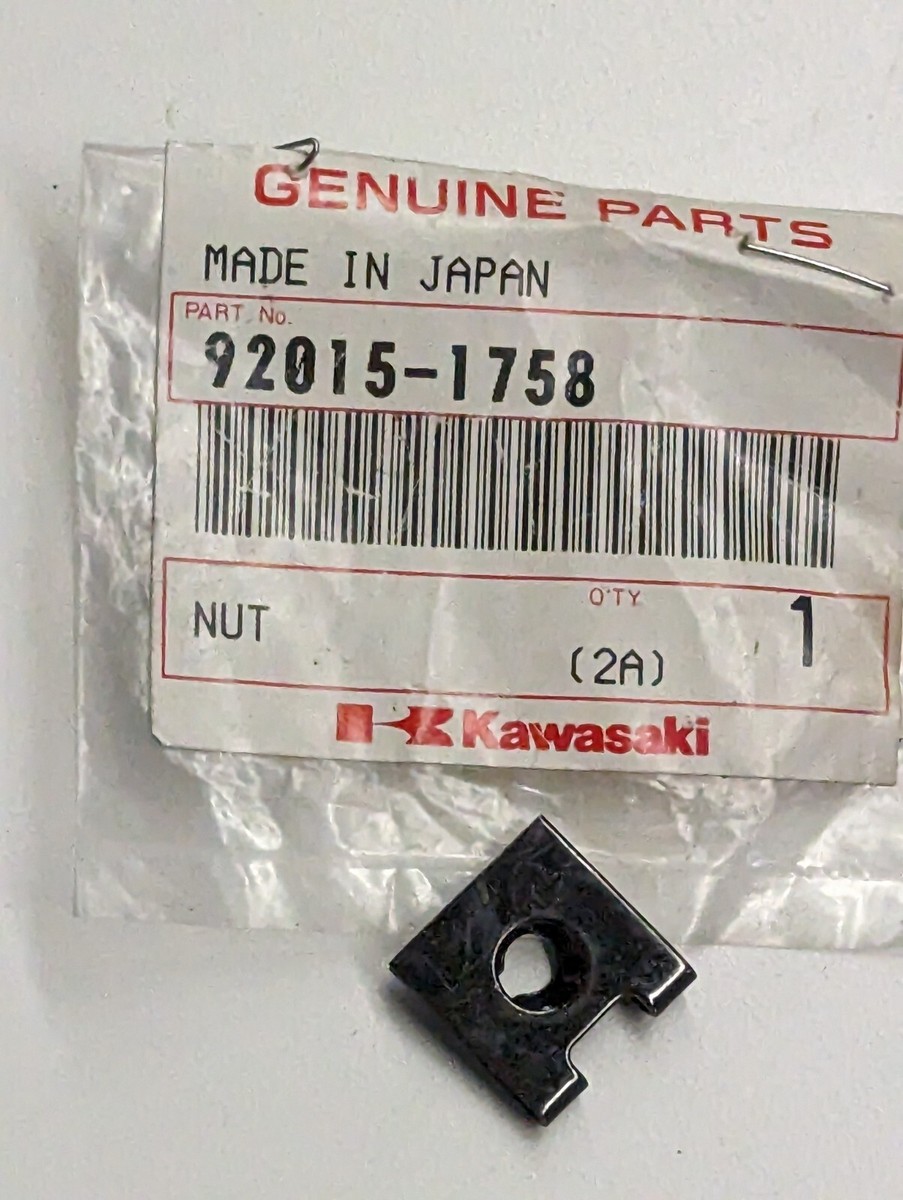 NOS KAWASAKI 92015-1758 RADIATOR AIR SCREEN MOUNTING NUT KLR650