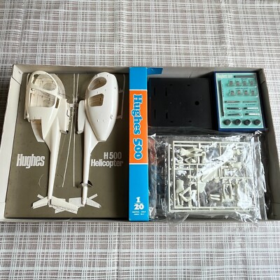 Hughes H500 Helicopter 組み立てキット1/20 Nichimo Hughes H500 Helicopter 1/20 Model Kit Kawasaki