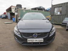 VOLVO V60 MK1 2016 REF-B626 / FRONT WIPER MOTOR AND LINKAGE FREE P&P