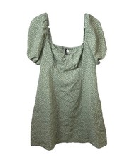 H&M green puff-sleeved crêped mini dress with a white floral print