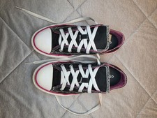 Convers Chuck Taylor All Star junior Size 2 Black/pink