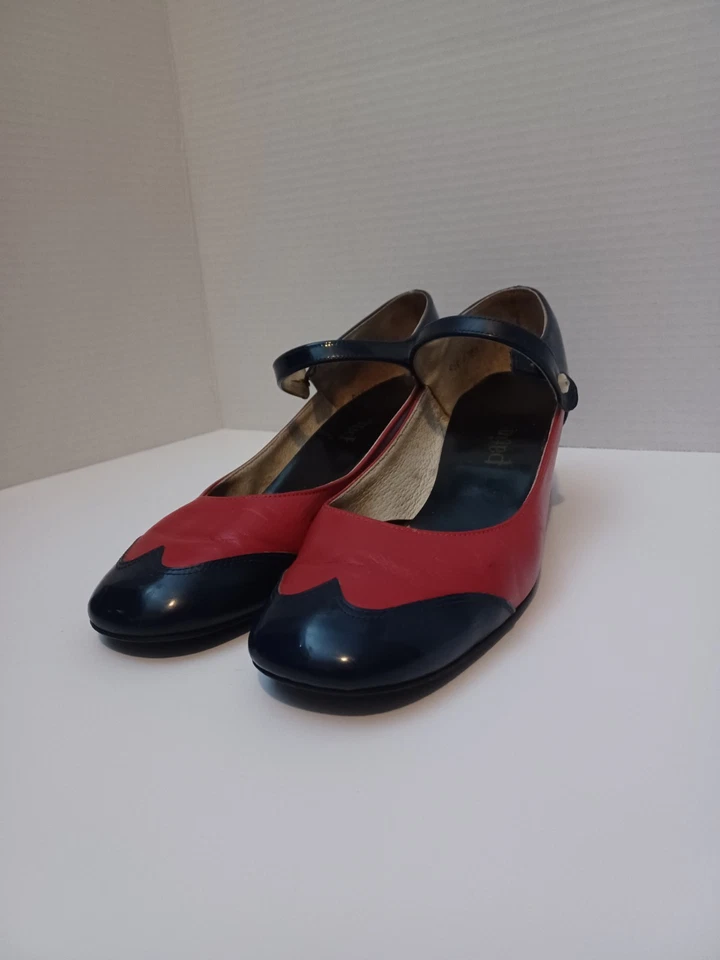 Auténtica Mary Jane's vintage años 60 en azul marino y rojo con correa, cierre de botones Foto 4 de 4