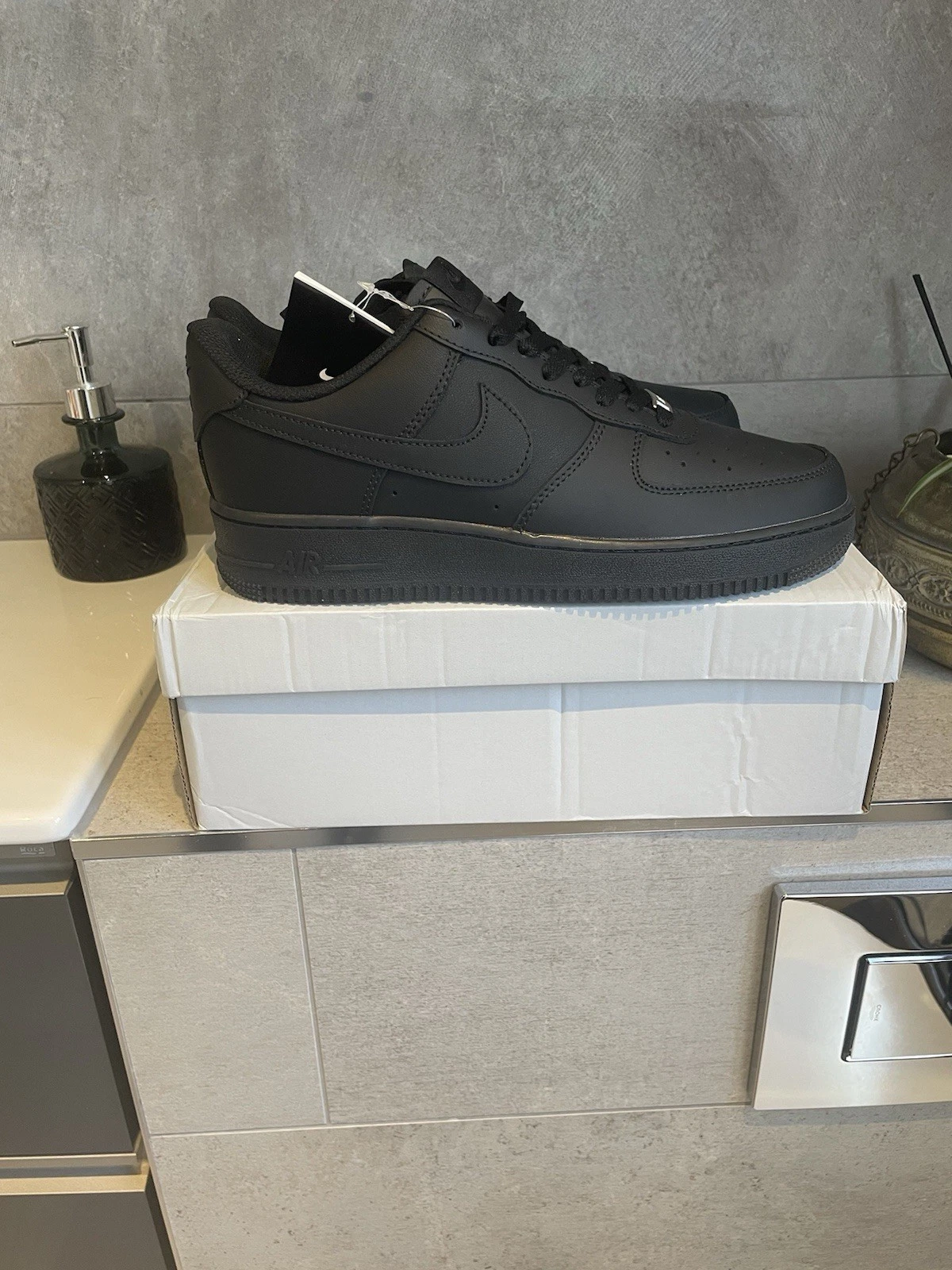 NIKE Black force 1. Taglia 8 5 UK