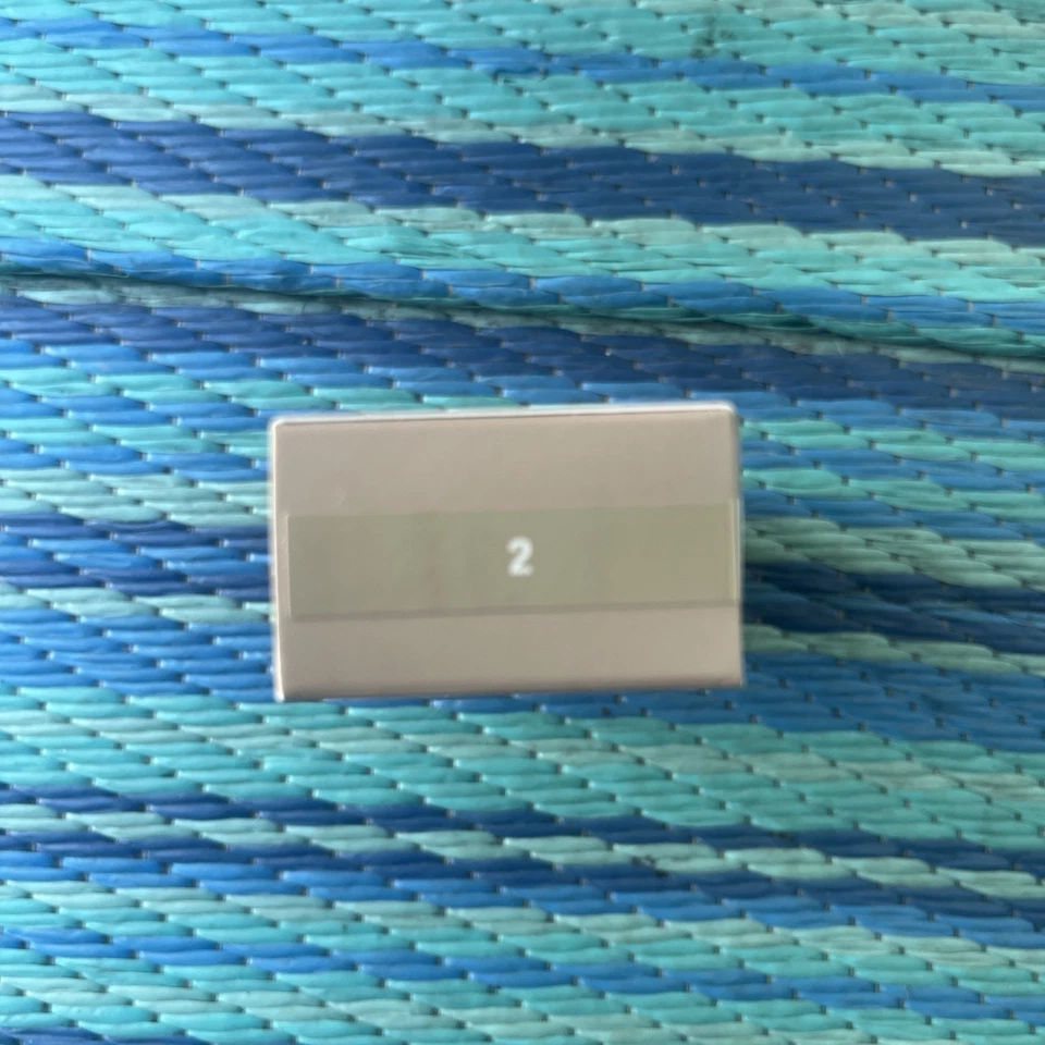 Suero bálsamo de belleza Anastasia Beverly Hills tinte de piel mejorado Foto 2 de 2