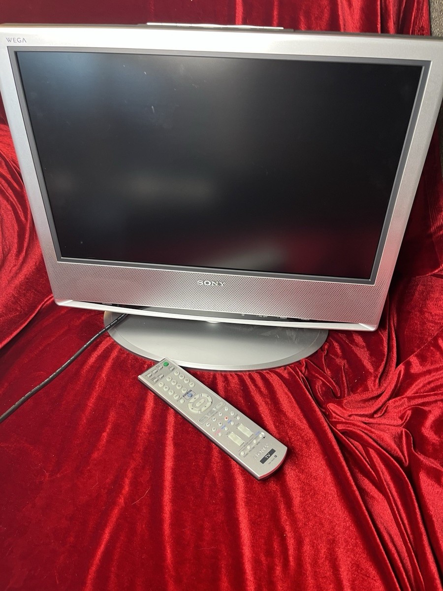 Sony Wega 19'' LCD Color TV KLV-S19A10 6 Input Retro Gaming