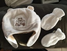 Winnie the Pooh Cream Minkie Faux Fur Baby Toddler Winter Hat  Mittens Set