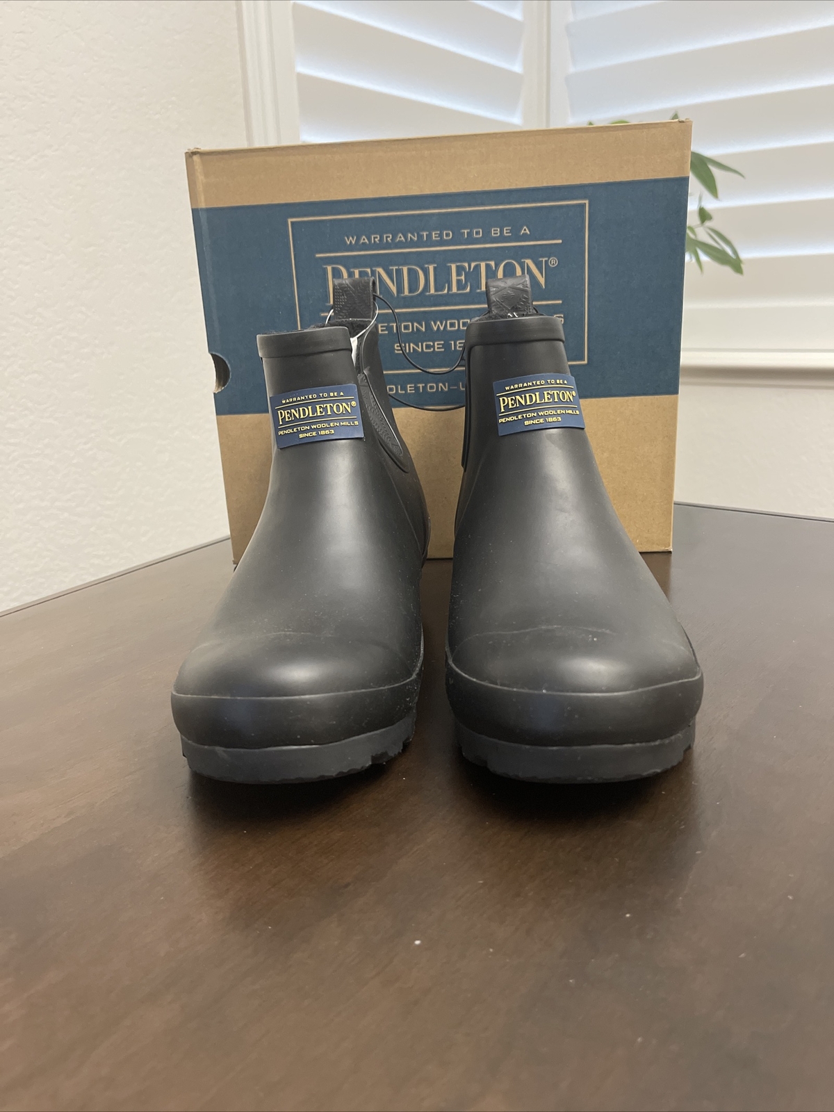 Pendleton Ladies Chelsea Rain Waterproof Ankle Boots Black New in Box