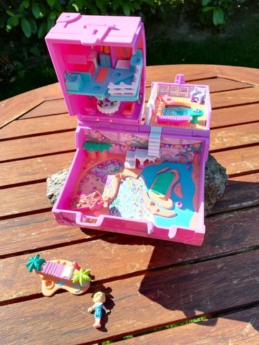 POLLY POCKET mini Surf `n Swim Island Pool SCHATZTRUHE + Figur - BLUEBIRD 1996