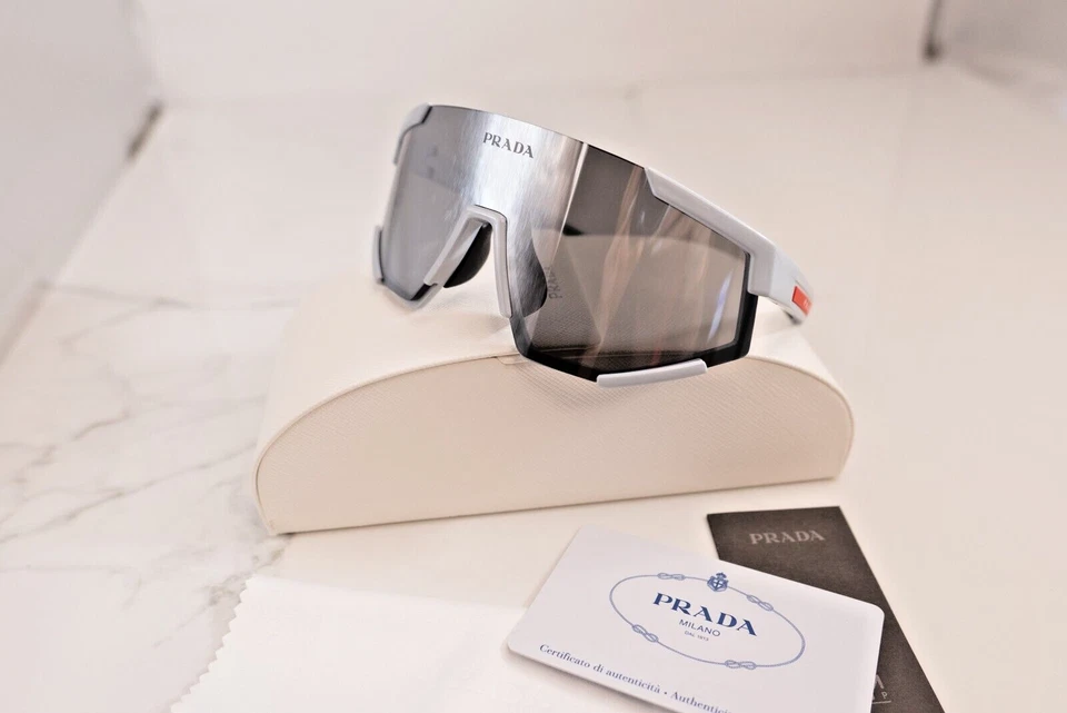 普拉达 Linea Rossa PS04WS 灰色男女通用护罩太阳镜全新今日发货 — 第 3/4 张图片