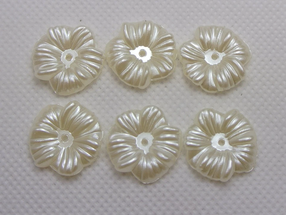 100 Pcs Ivory Acrylic Pearl Flower Bead Cap Sewing Bow Center 16mm Center Hole - Image 2 of 4