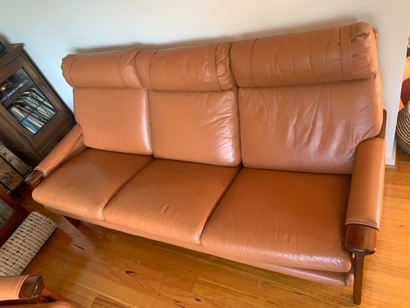 Tessa T21 Executive Vintage Australian Made Full Grain Leather Lounge
